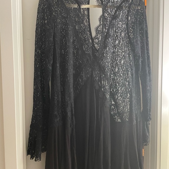 FREE PEOPLE Lace Tunic - Picture 2 of 5